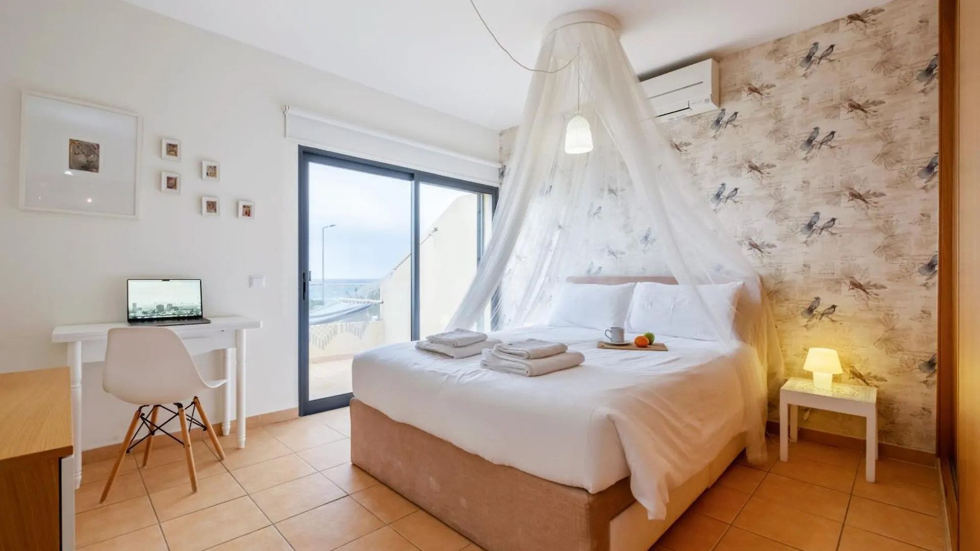 Villa Casa Das Pedras Pretas - By Wehost Porto Santo