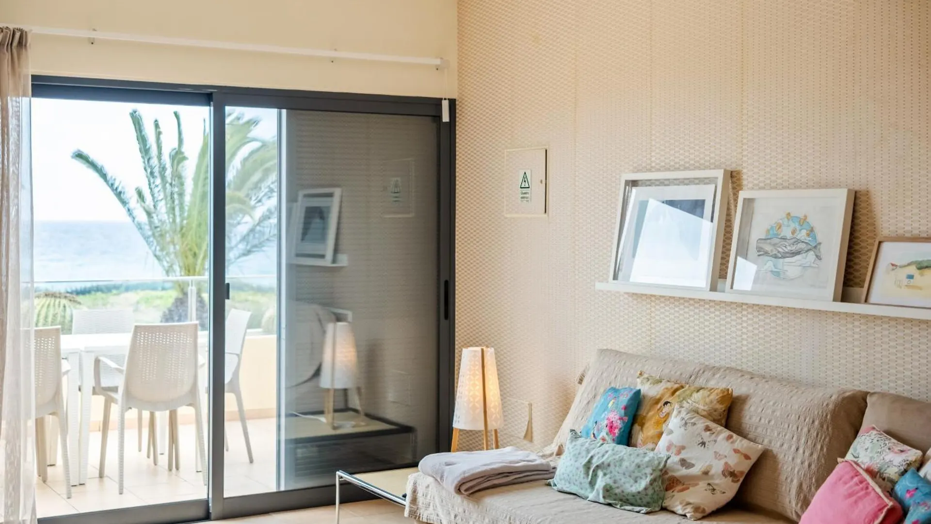 Villa Casa Das Pedras Pretas - By Wehost Porto Santo